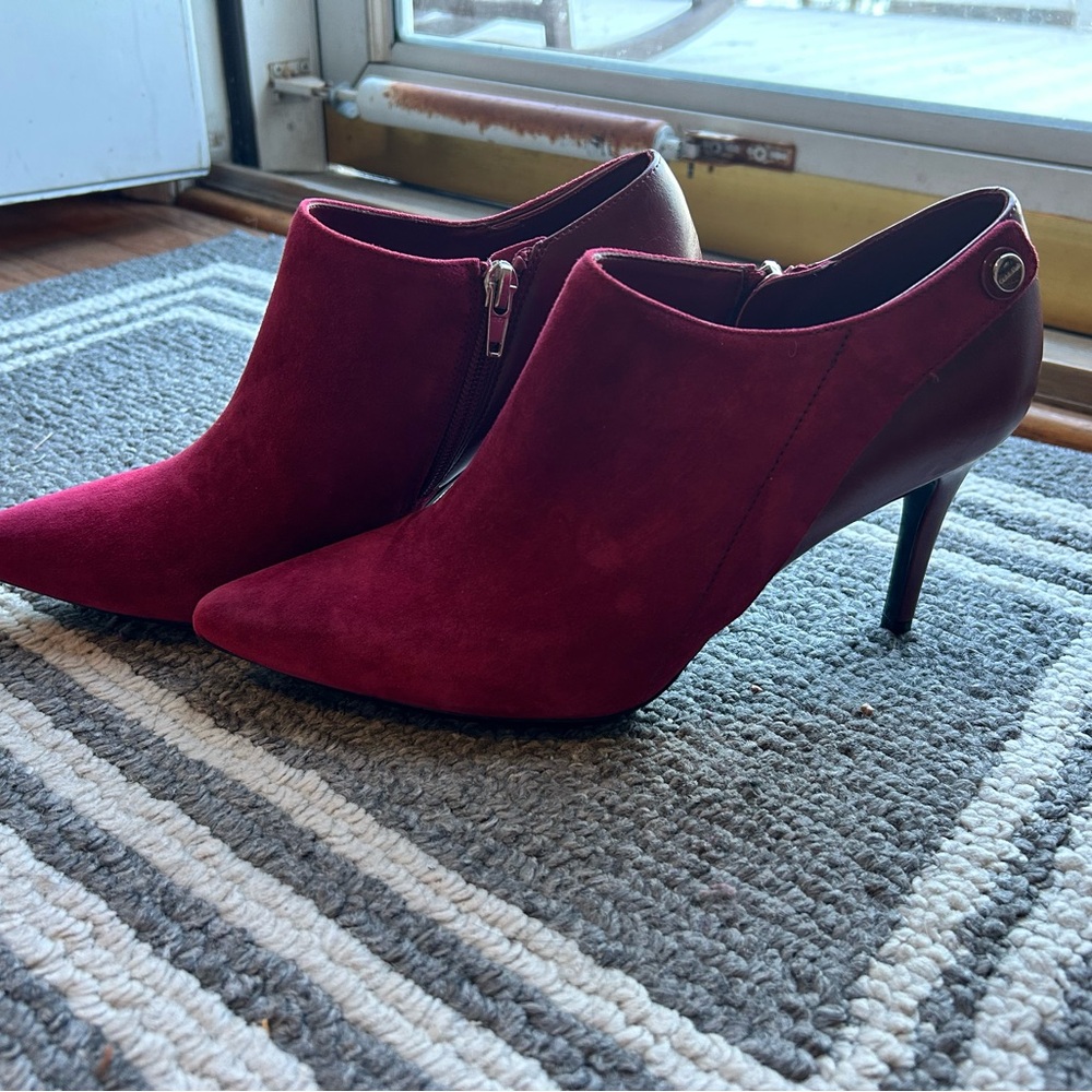 Calvin Klein Burgundy Suede Pointed-Toe Ankle Booties, NWOT, size 8.5